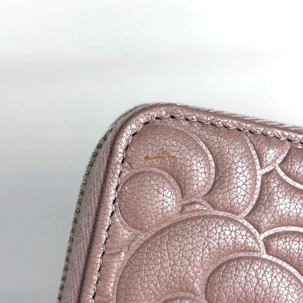 CHANEL Pink Leather Logo Wallet - Picture 4 of 8